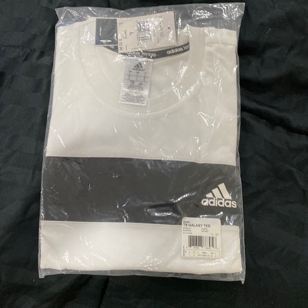 Adidas. Tennis